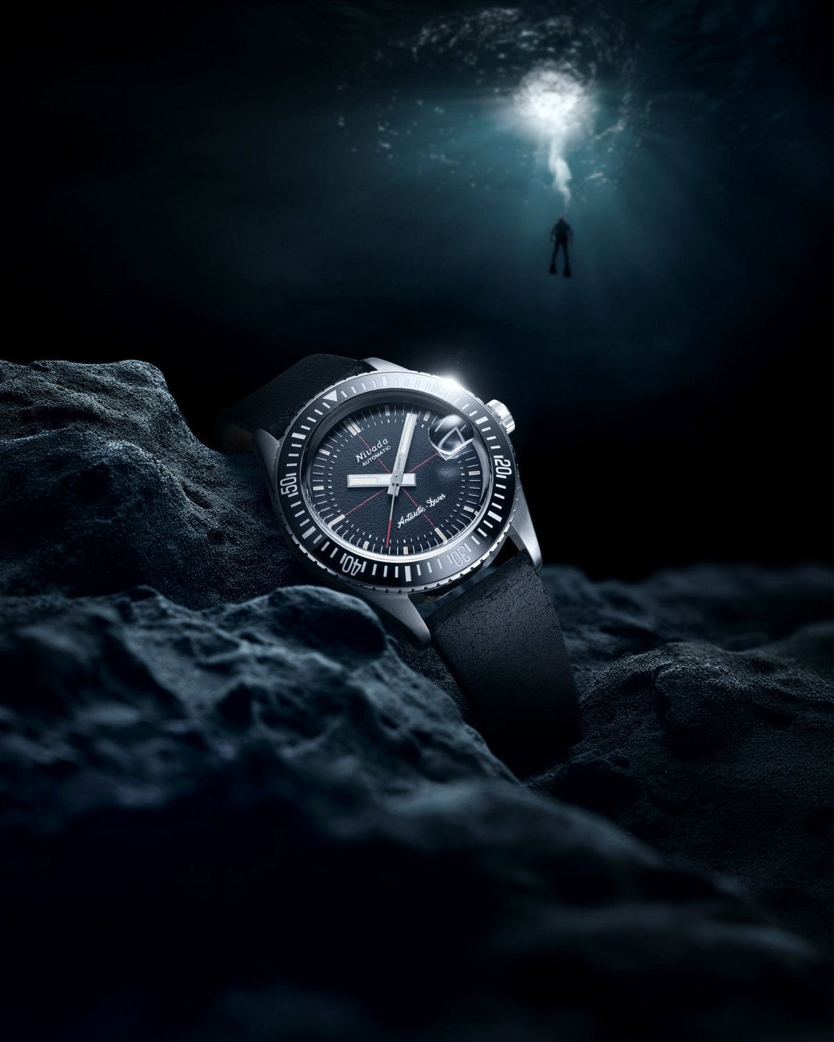 ANTARCTIC DIVER - 38mm